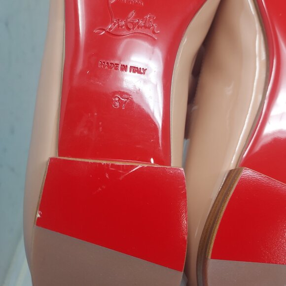 Christian Louboutin Hot Chickita Flat Patent Nude Shoe - Picture 11 of 12